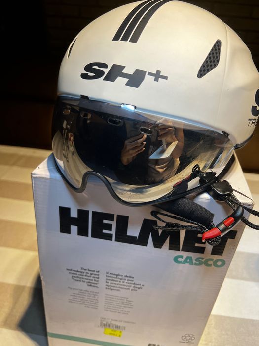Аэрошлем SH+ с визором для велоспорта Оригинал,одевался 1 раз