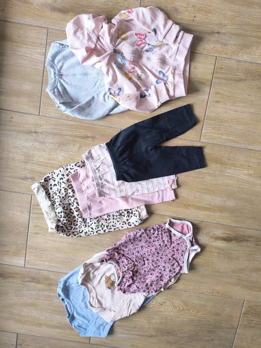 Ubrania dla dziewczynki 80 body spodnie bluzy