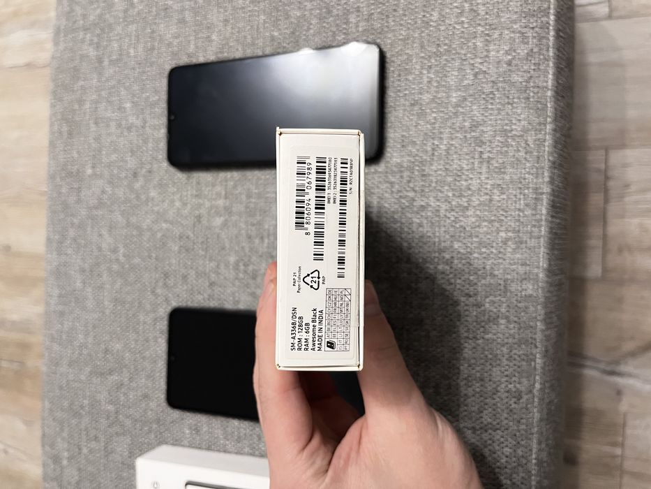 Sprzadm 2 telefony Samsung A33 5G 128GB