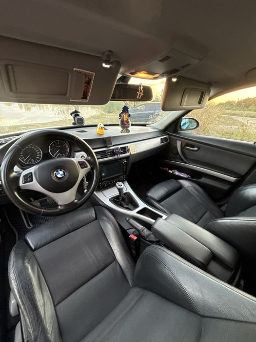 Продам BMW 320d e91