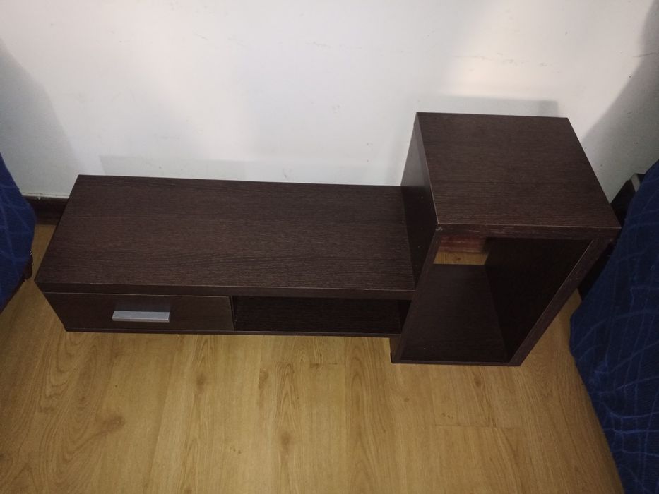 Prateleira com gaveta