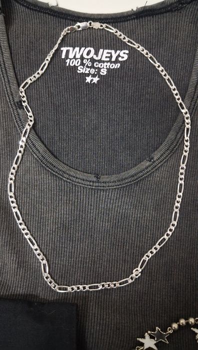 Conjunto T-shirt sem mangas, colar e pulseira da TwoJeys