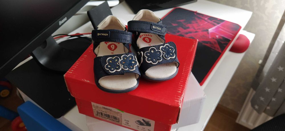 Buciki,cena 25zl za pare