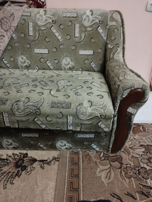 Продам диван малютка