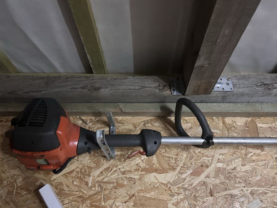 Wykaszarka kosa spalinowa Husqvarna 125c