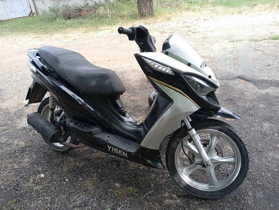 Продам скутер 150кубов