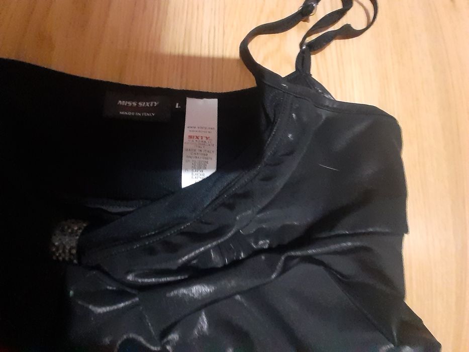 Top comprido da marca miss sixty preto brilhante