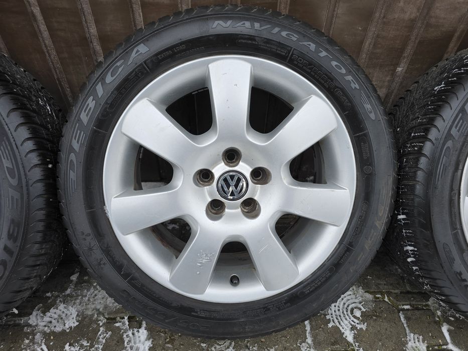 Felgi z oponami 205/55R16 VW New Beetle 5x100 Golf 4 Bora Audi A3 Leon