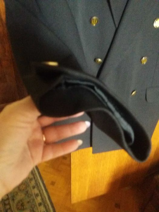 Продам мужской костюм