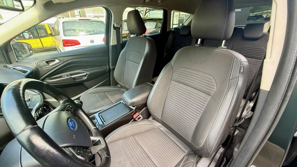 Ford Kuga 1.5 tbci Titanium