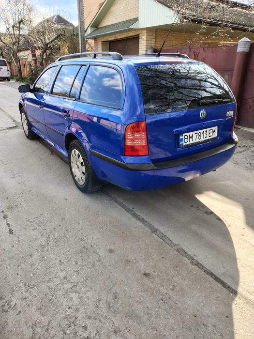 Продам шкоду тур