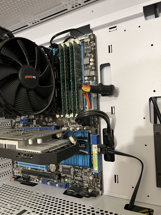 Комлпект 1155 (i7 2600k, p8p67 rev. 3.1, 16gb ddr3 1600 ghz)