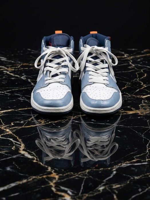 Кросівки Air Jordan 1 Mid (Оригінал) — 42 розмір / 26.5 см