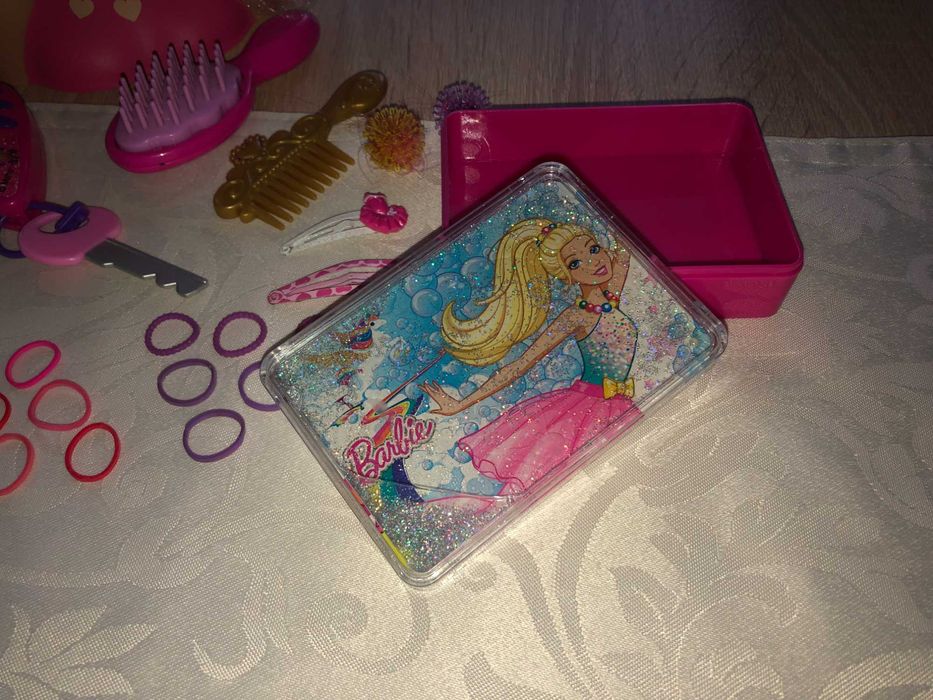 Głowa lalka Barbie do czesania z dodatkami wys.15cm