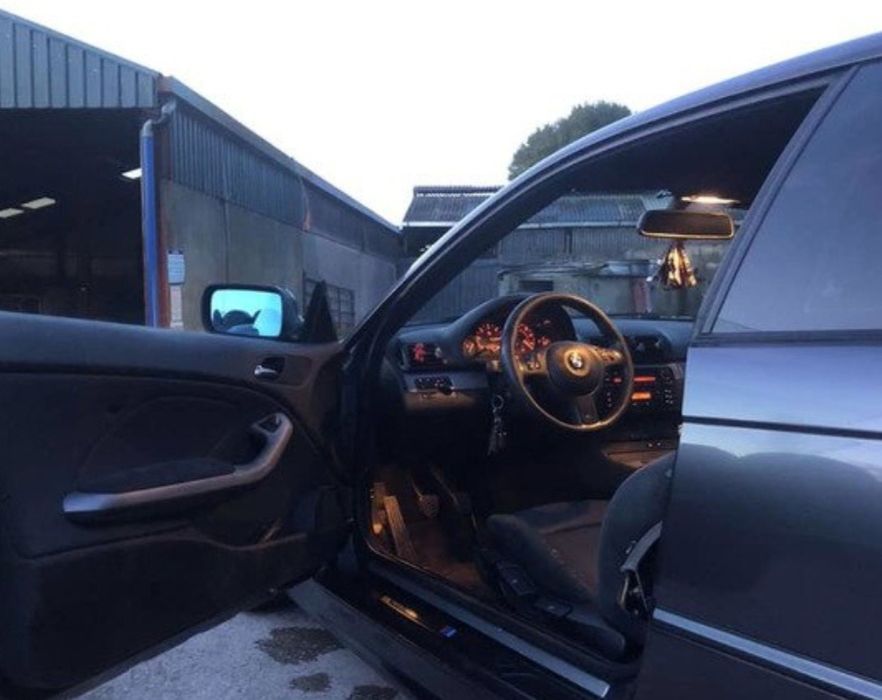 BMW 320 cd pack M 150cv Cx 6 para peças