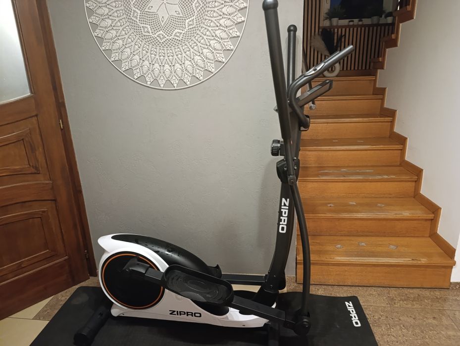 Sprzedaż orbitrek Zipro+mata gratis