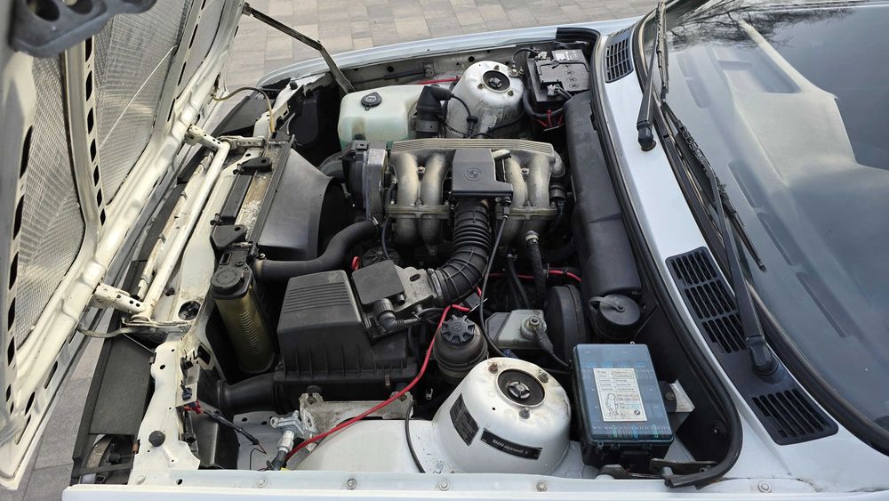 Bmw e30 coupe 318i