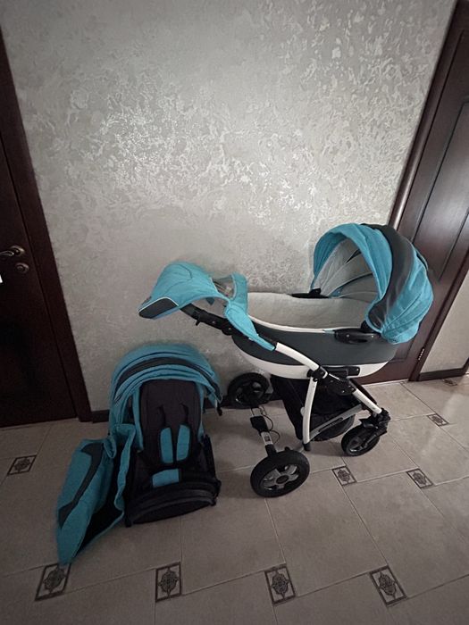 Коляска 2 в 1 Carmela.