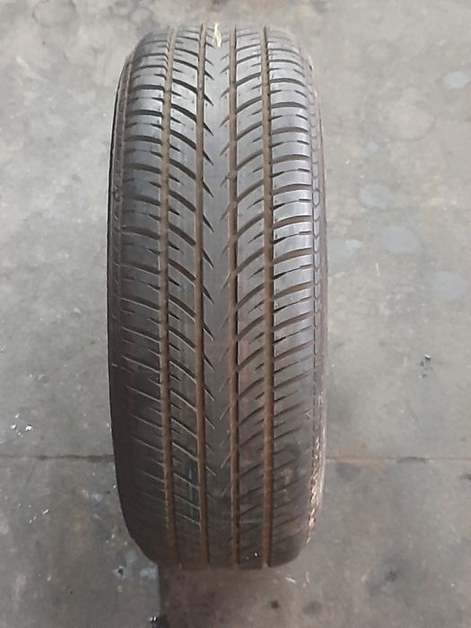 Opona 205/60R15 91V Kelly Charger 2