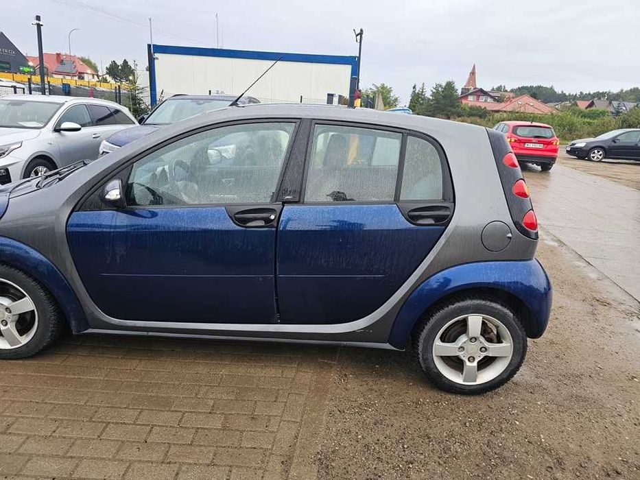Smart ForFour 2004r/1.3benzyna/95KM/opłaty aktualne/klimatyzacja