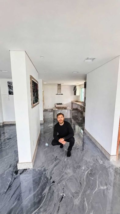 piso a imitar mármore