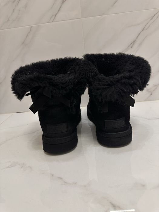 Buty UGG mini Bailey Bow II czarne 37