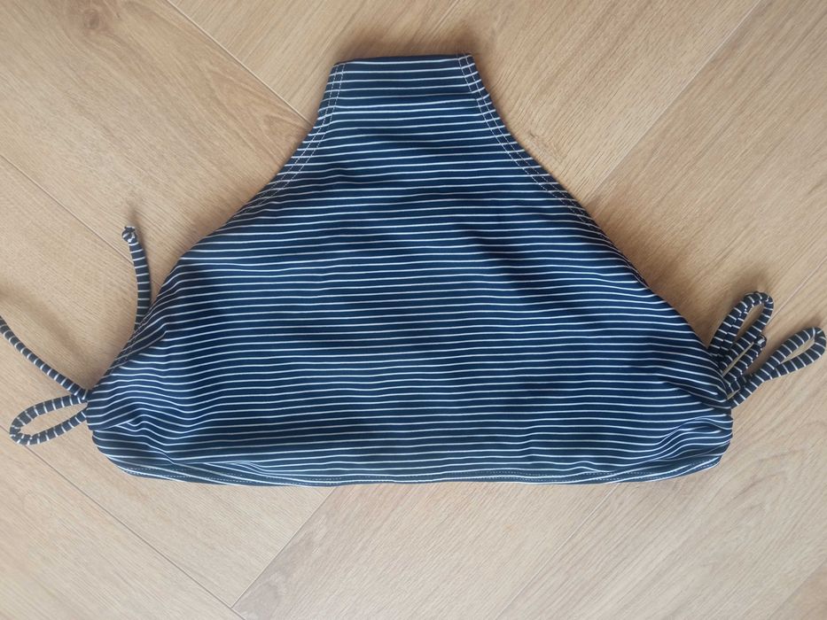 Majtki kąpielowe damskie