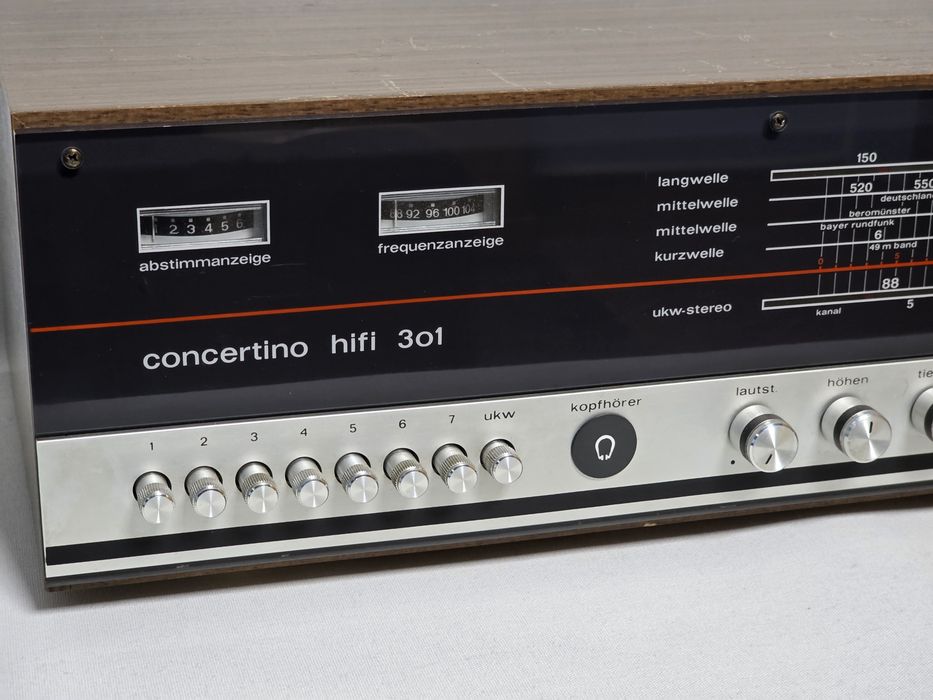 Receiver Vintage reparado Telefunken