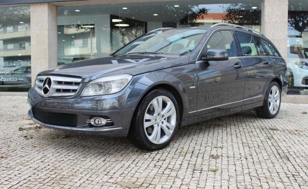 Carrinha Mercedes 220CDI Avangarde em excelente estado