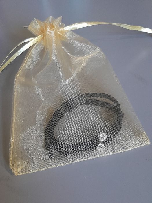 Bransoletki Sznurkowe z Inicjałem