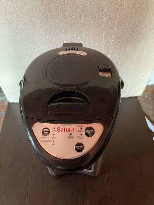 Продам чайник термоз Saturn!
