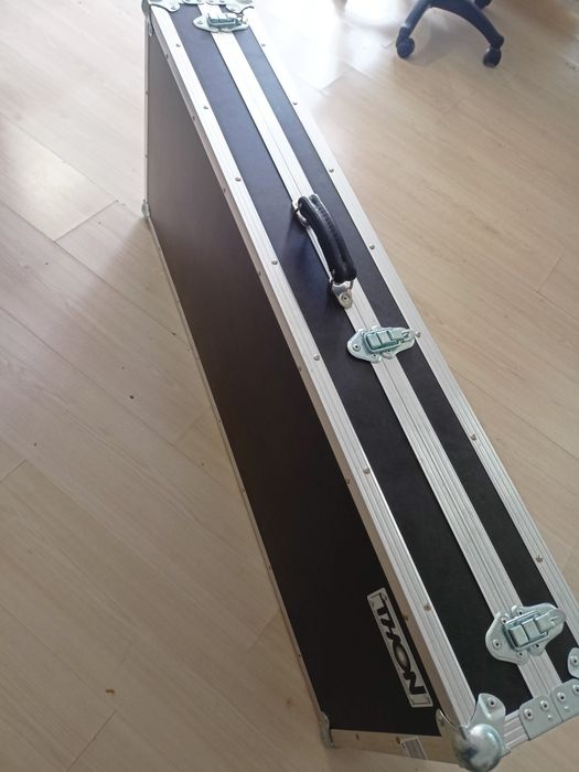 Keyboard Yamaha  Tyros,-3