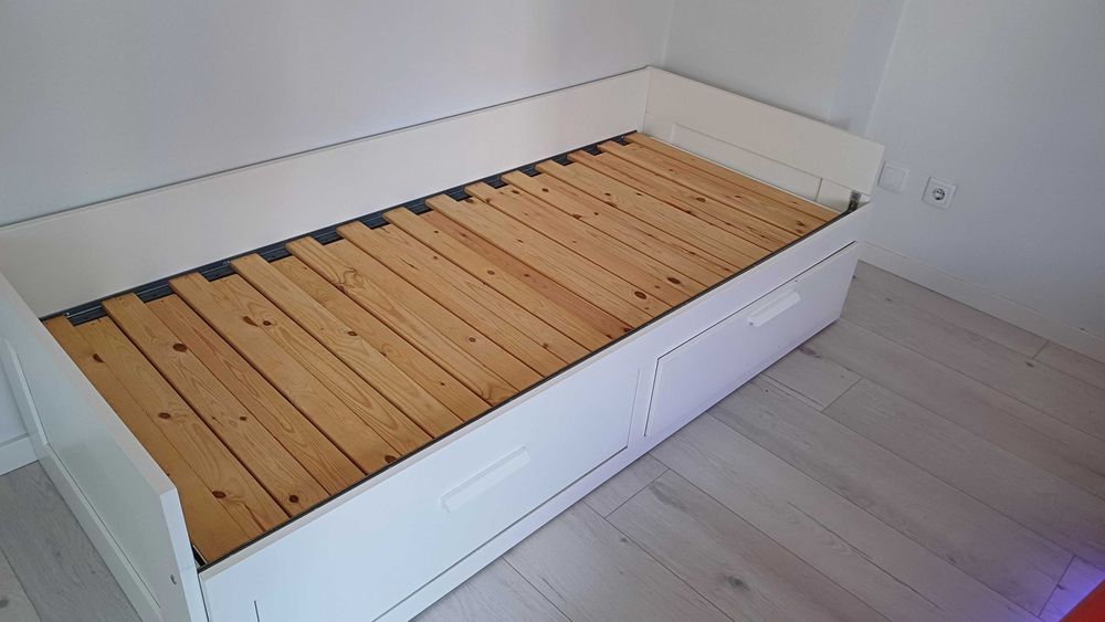 Cama expansivel com gavetoes Ikea BRIMNES
