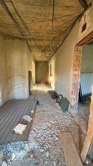 Продаж будинку в мальовничому місці — с. Коростувата