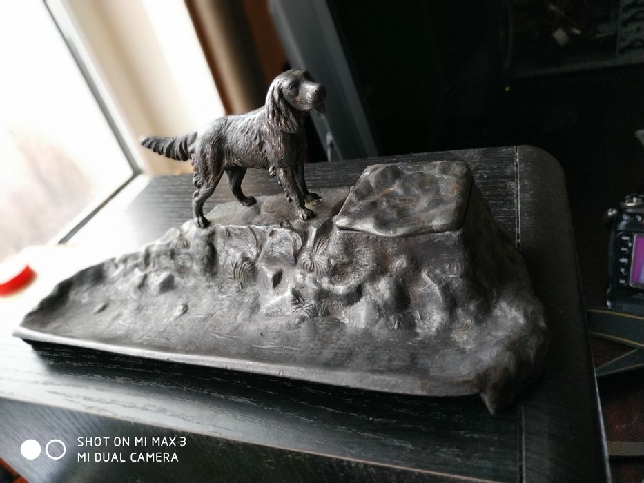 Чернильница собака