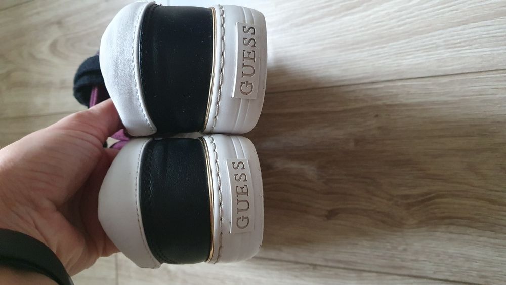 Sprzedam buty fitmy guess