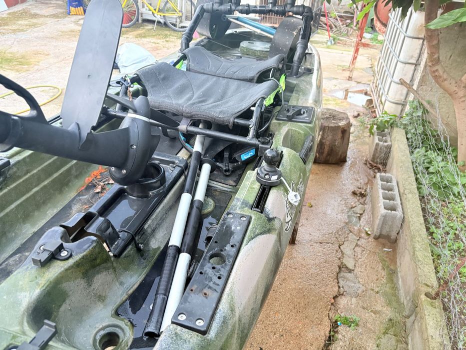 Kayak a Pedais Para Pesca