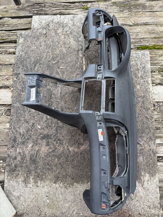 Торпедо консоль  BMW  3 E46