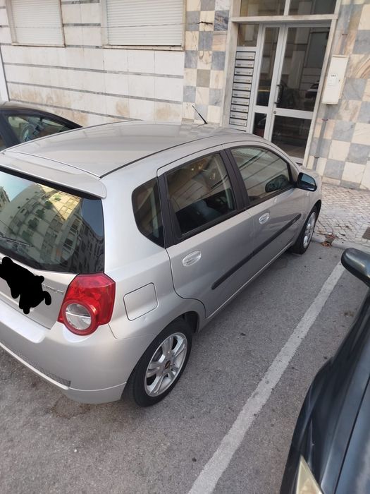 Vendo Chevrolet Aveo 1.2 Bi-Fuel (GLP de fábrica) 2011 com 170 mil km