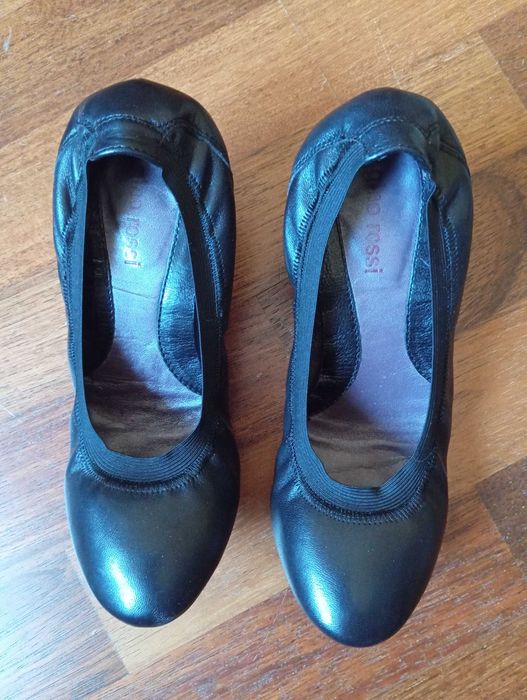 Eleganckie czółenka na obcasach, skóra naturalna  - r.39