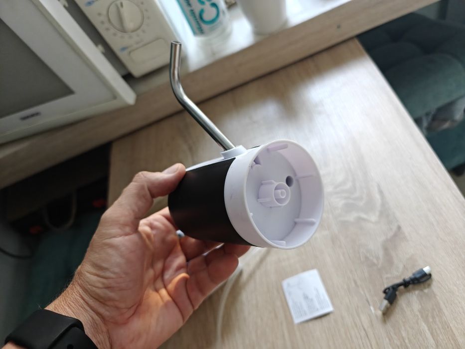 Електрична помпа для води на бутиль