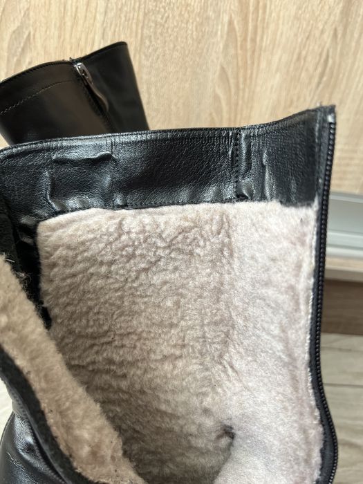 Жіночі чорні ботильйони на підборах, платформа