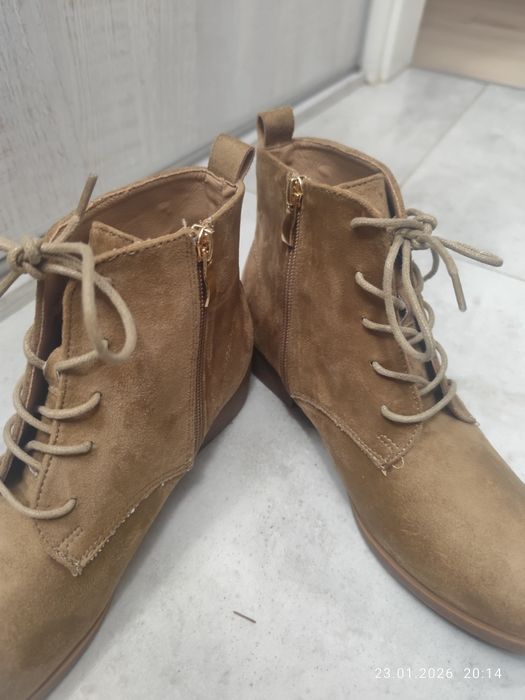 Buty botki damskie 38 nowe bez metki