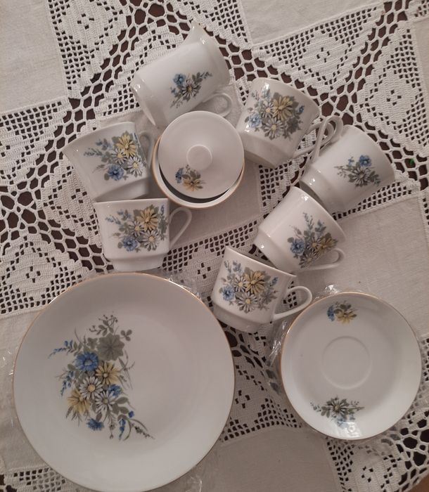 Tea Service for 6 People426077101984337923