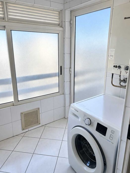 Apartamento T2 com garagem, Águas Santas, Maia