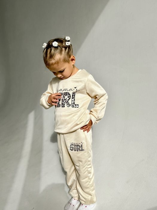 Костюм для дівчинки (повсякденний)