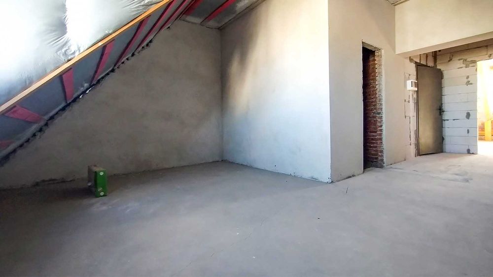 Простора 1-кімн. 63,8 кв.м. в малоповерховій новобудові ЖК Desna Park