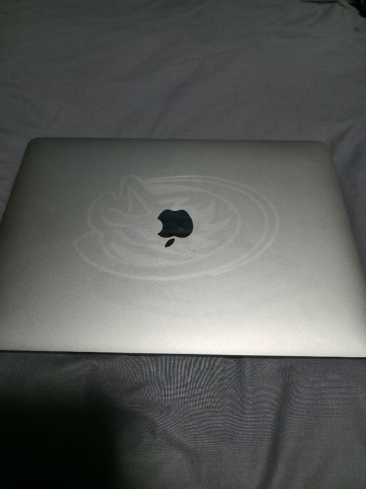 Macbook Pro 2016 i5/8gb/touchbar