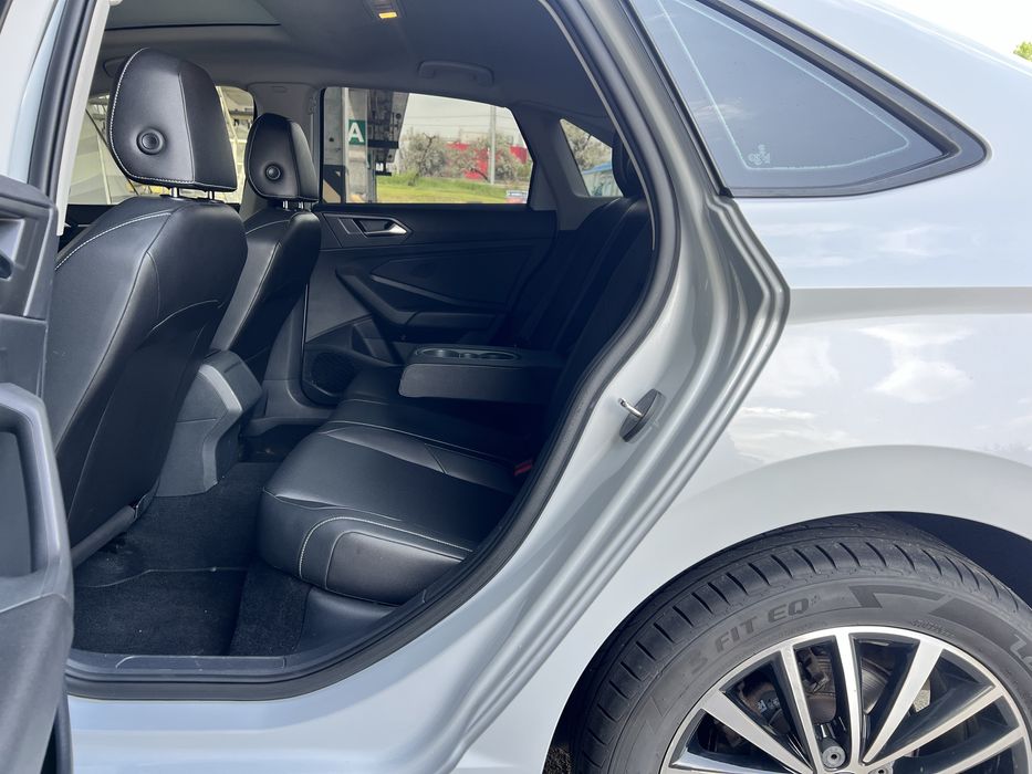 Volkswagen Jetta 2018 рік 1.4 бензин Автомат
