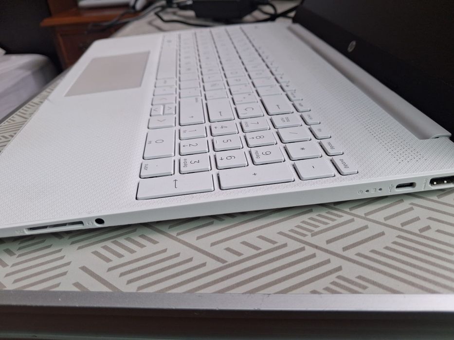 Laptop HP série 15-d5000 de 15,6 polegadas